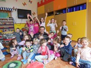 Spisovatel Jan Řehounek ve školce